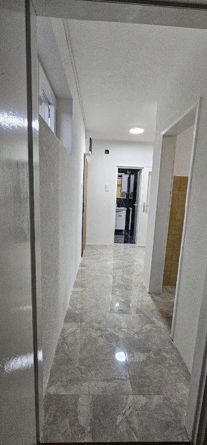شقة Stan Na Dan Kozarska Dubica Bosanska Dubica المظهر الخارجي الصورة